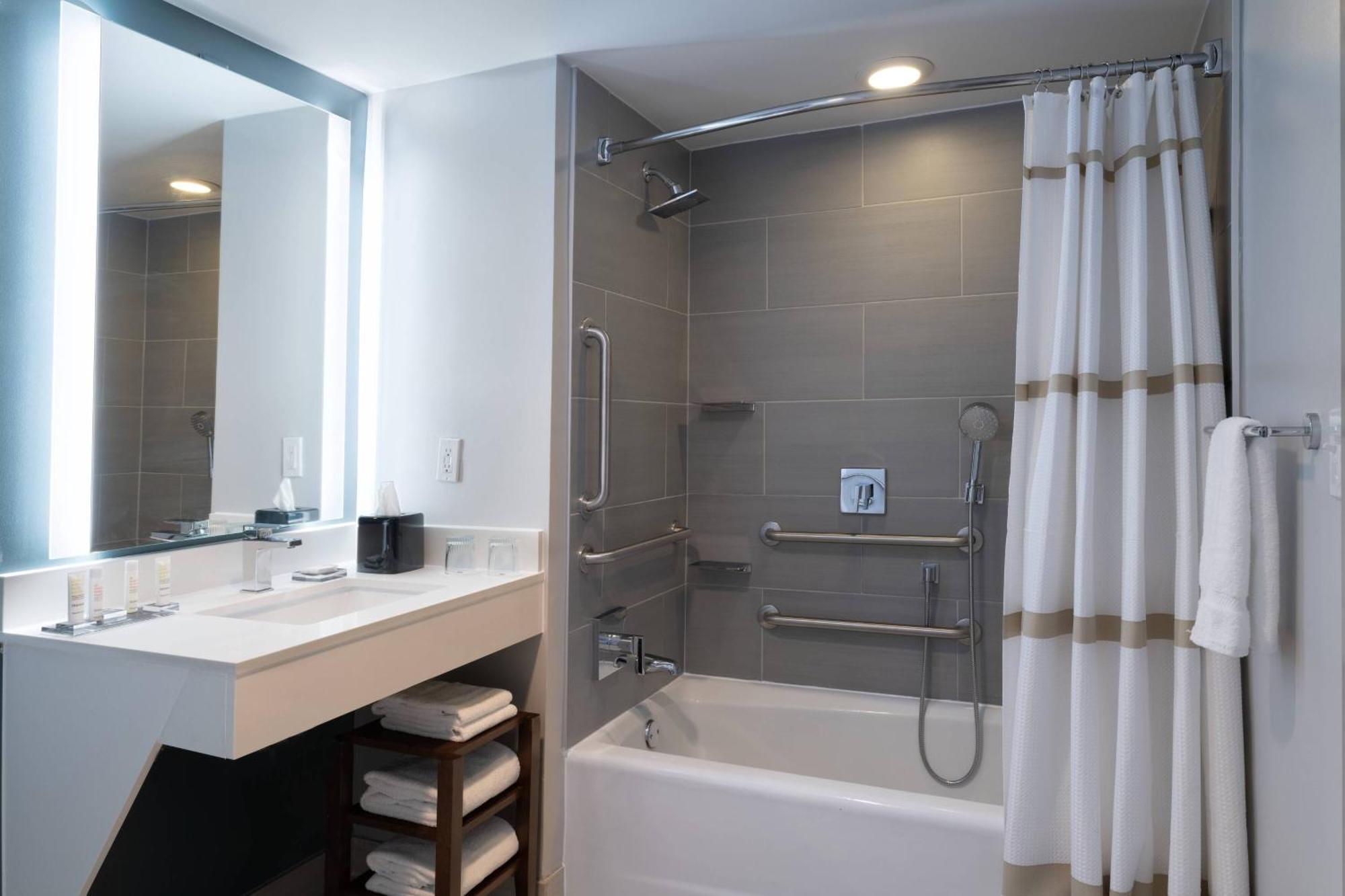 Marriott Greensboro Downtown Dış mekan fotoğraf